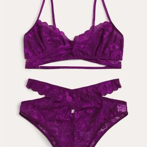 NEVER WORN Purple Floral Lace Wrap Lingerie Set NWOT